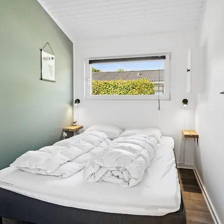 Fiete - 200m From The Sea By Interhome Binderup Strand
