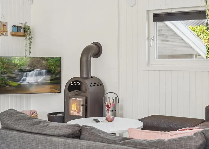 בית נופש Fiete - 200m From The Sea By Interhome Binderup Strand