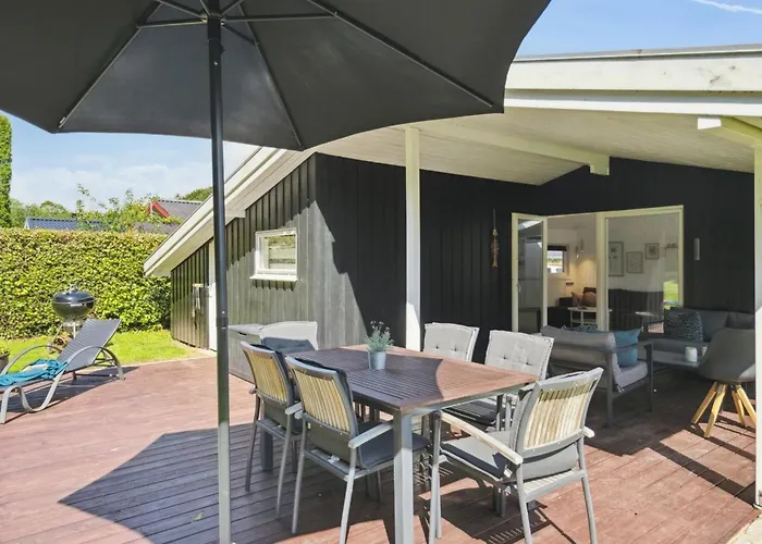 Fiete - 200m From The Sea By Interhome Binderup Strand